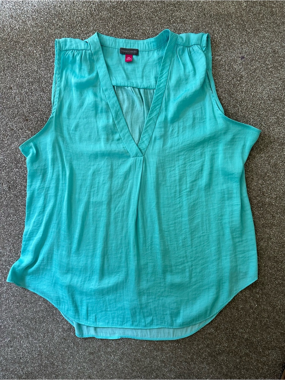Vince Camuto Sleeveless V-Neck
